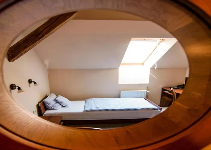 Horse 3* קושיצה